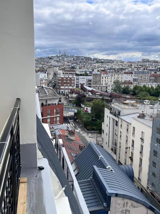 Paris Balcony Top Floor Room Exterior photo